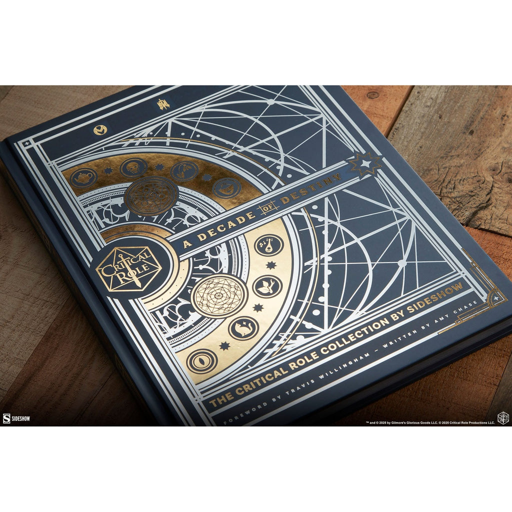 Productafbeelding Sideshow Collectibles-boek A Decade of Destiny: The Critical Role Collection van Sideshow *Engelse versie*