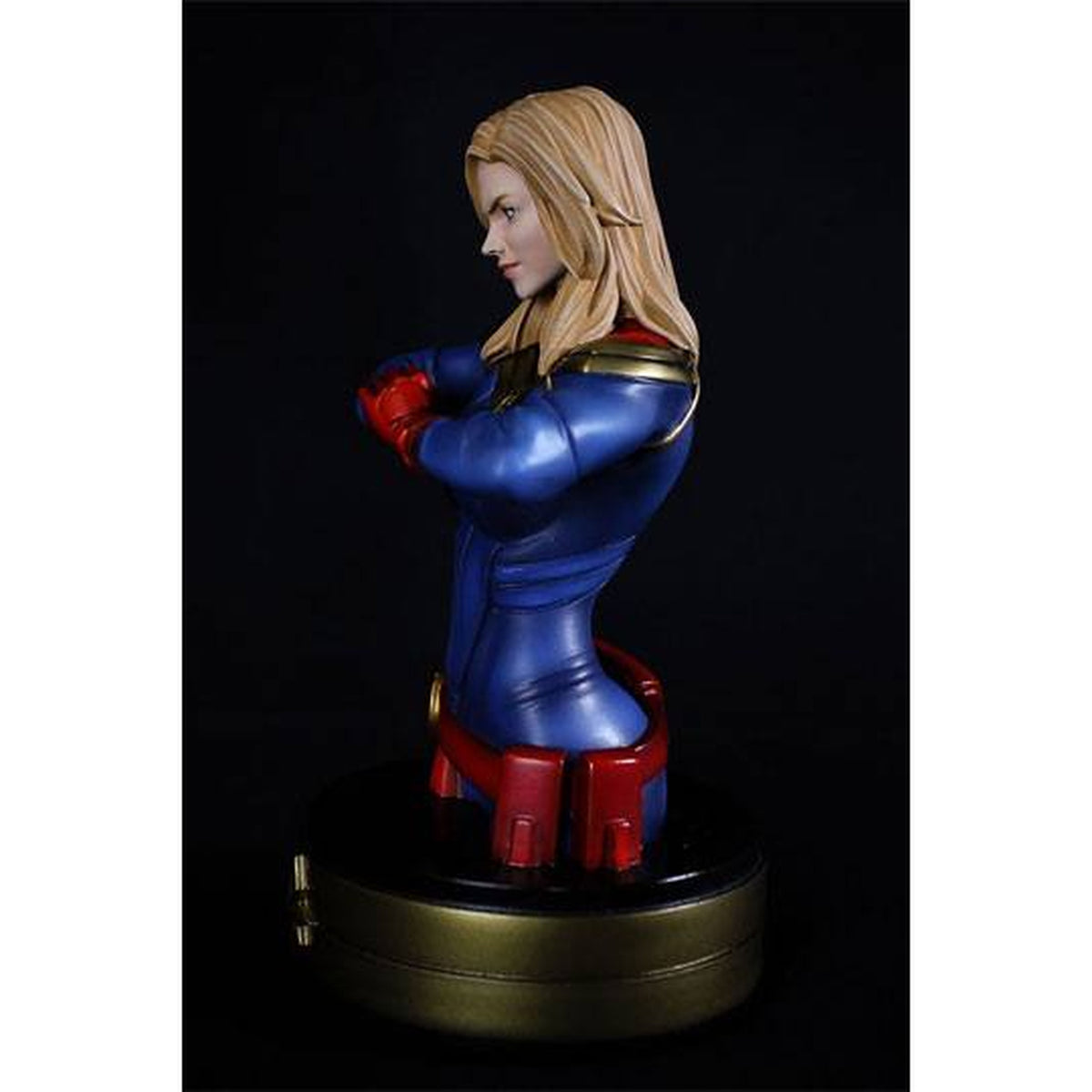 Productafbeelding Captain Marvel Buste Captain Marvel 20 cm