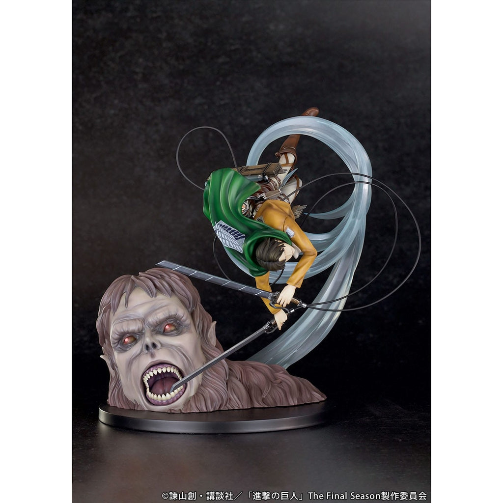 Product image Attack on Titan PVC Statue 1/7 Levi vs Beast Titan Ver. 28 cm