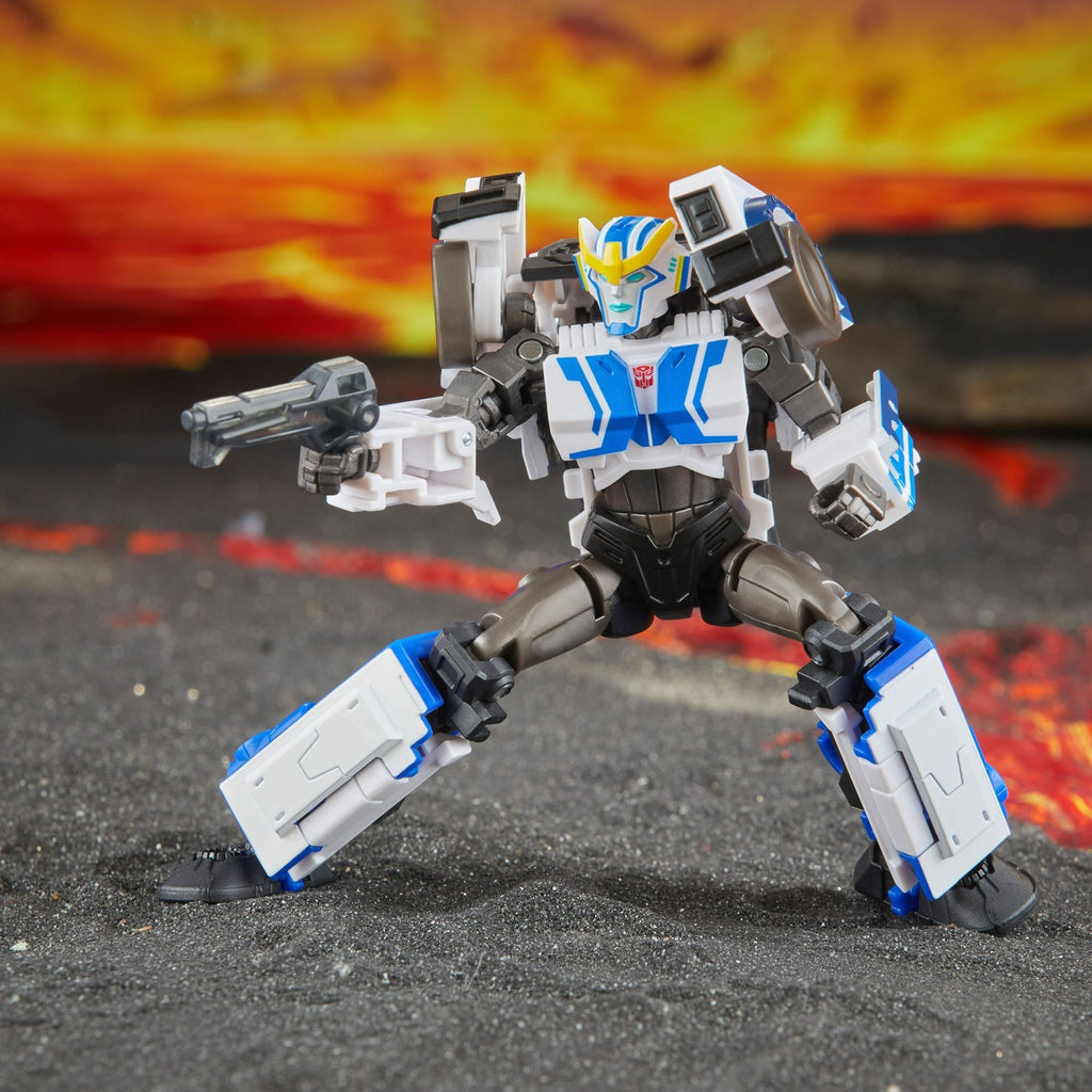 Product image Transformers Generations Legacy United Deluxe Class Action Figure Robots in Disguise 2015 Universe Strongarm 14 cm