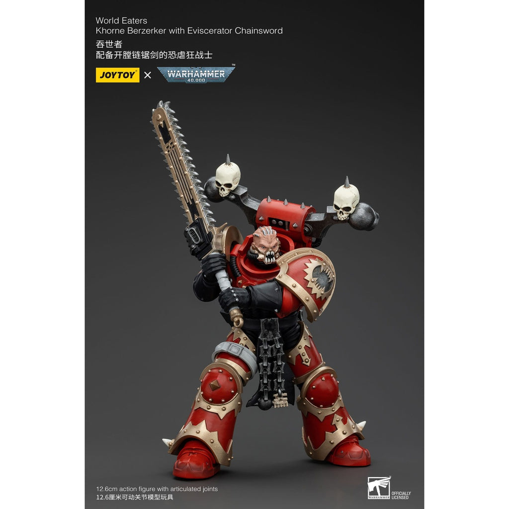 Productafbeelding Warhammer 40k Actiefiguur 1/18 World Eaters Khorne Berzerker with Eviscerator Chainsword 13 cm