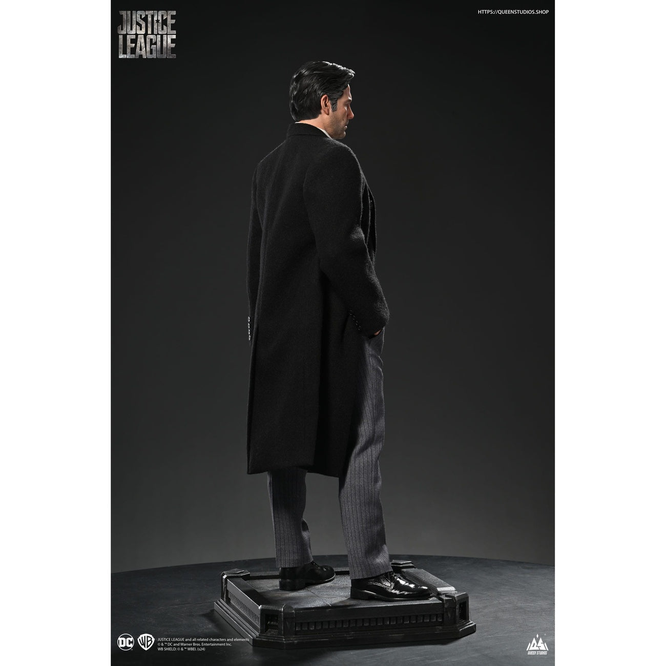 Productafbeelding Justice League Statue 1/4 Bruce Wayne (Ben Affleck) 51 cm