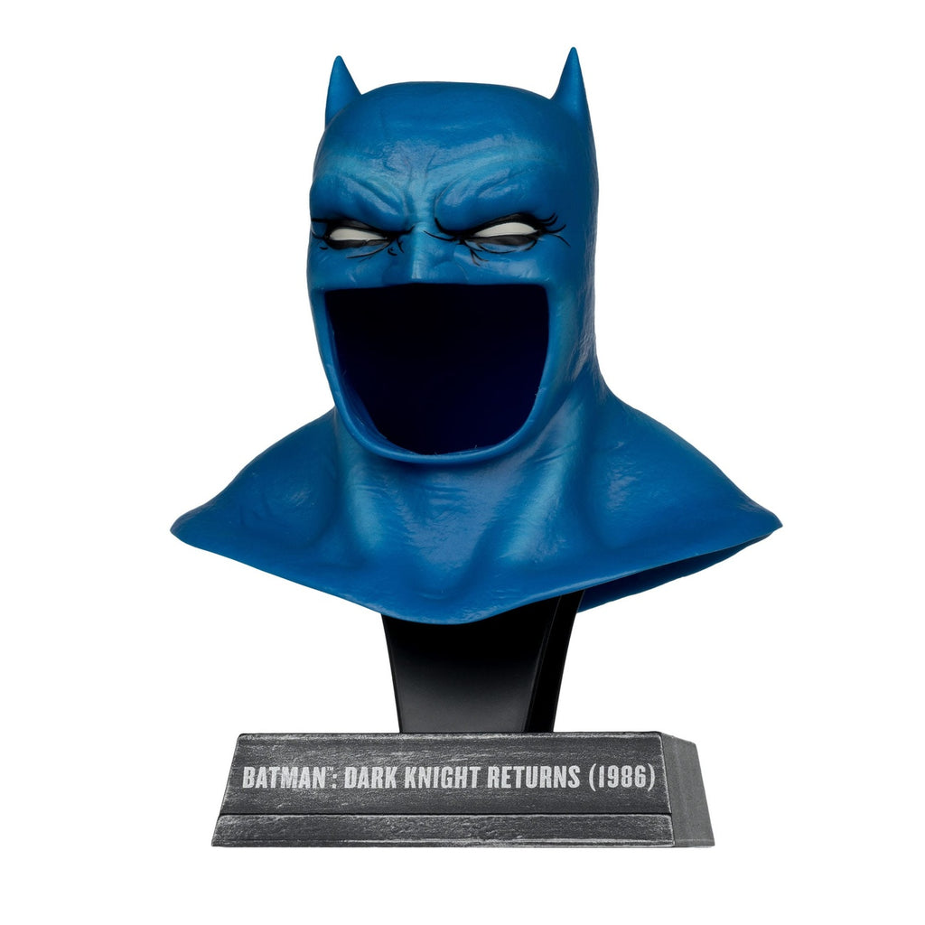 Product image The Dark Knight Returns DC Direct Mini Replica 1/3 Batman Mask 19 cm