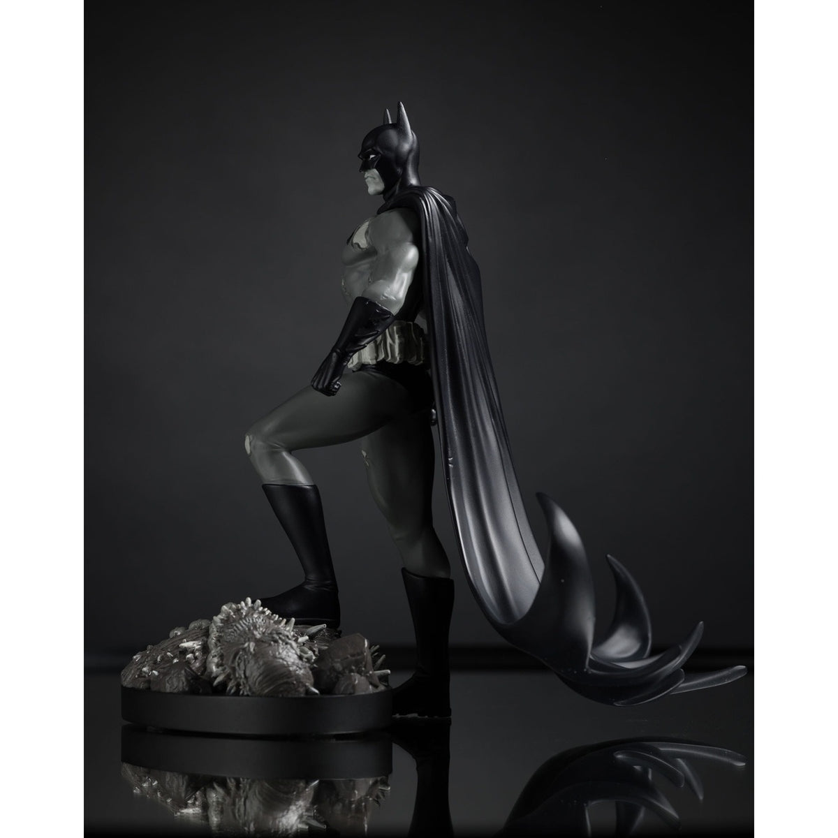 Productafbeelding DC Direct Beeld 1/10 Batman by Bjorn Barends (Black & White) 18 cm