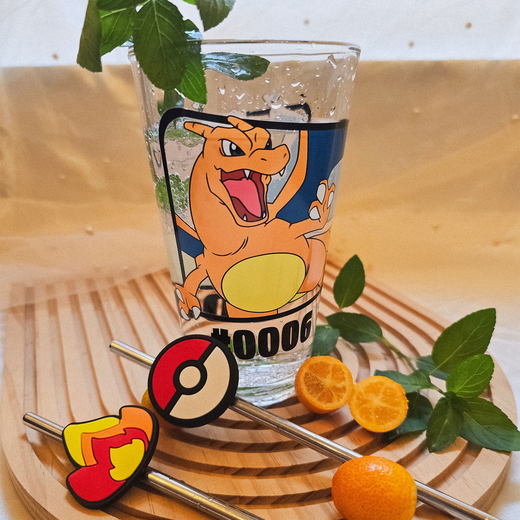 Productafbeelding Pokémon glazen tumbler met rietjes Charizard 480 ml