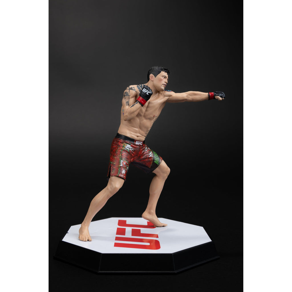 Productafbeelding UFC Posed PVC Statue Brandon Moreno 16 cm