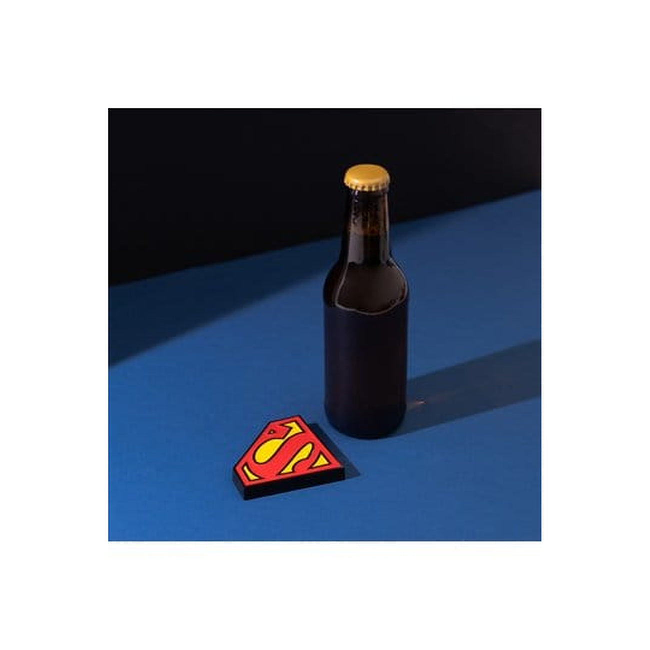 Productafbeelding DC Comics Magneet met Flessenopener Superman 9 cm