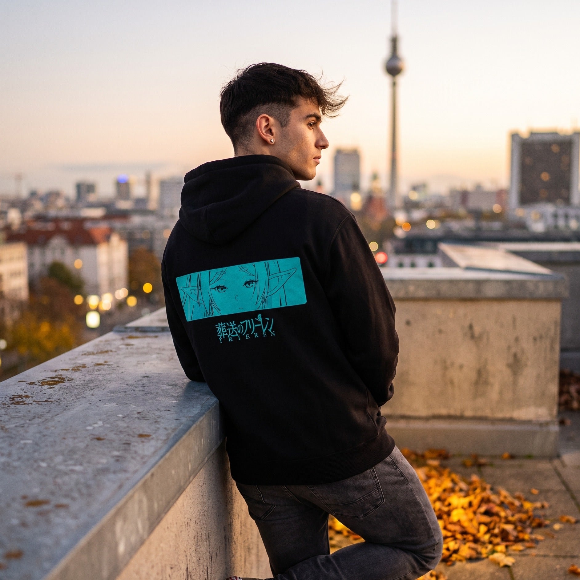 Productafbeelding Frieren - Zwarte hoodie