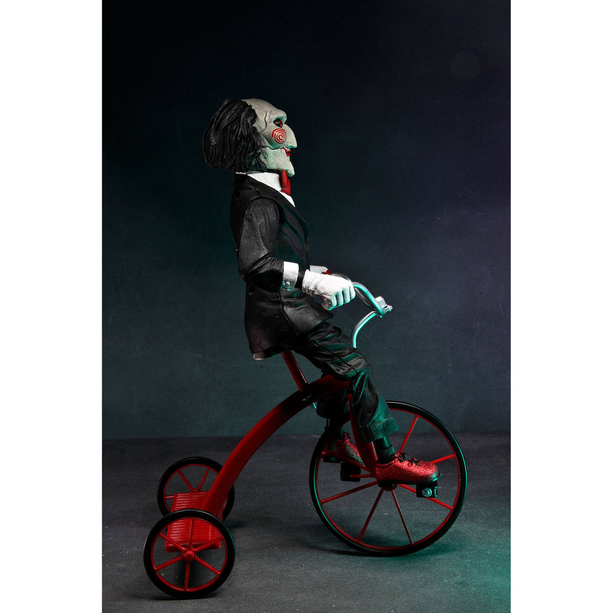 Productafbeelding Saw actiefiguur met geluid Billy met driewieler 30 cm