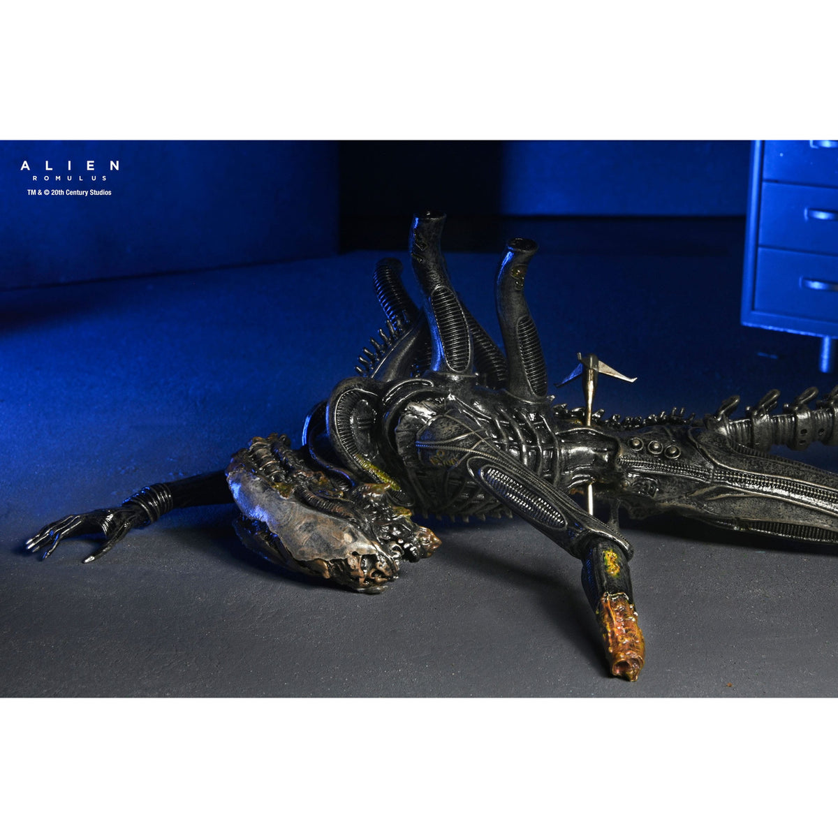 Productafbeelding Alien: Romulus Actiefiguur Deluxe Suspended Lab Xenomorph