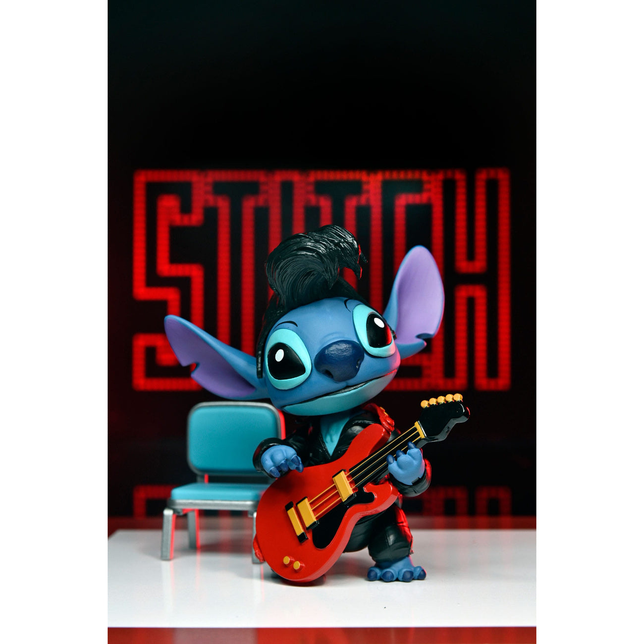 Productafbeelding Lilo & Stitch Actiefiguur Ultimate Singer Elvis Stitch 7 cm
