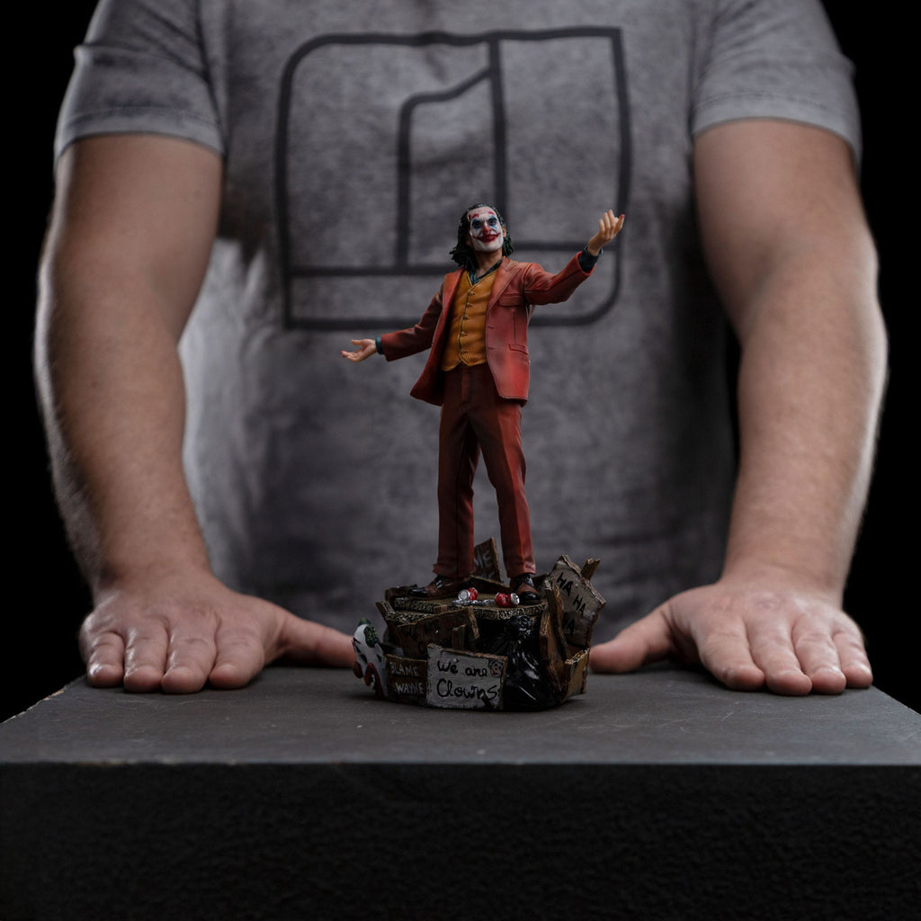 Productafbeelding DC Comics Art Scale Deluxe Statue 1/10 Joker (Arthur Fleck)