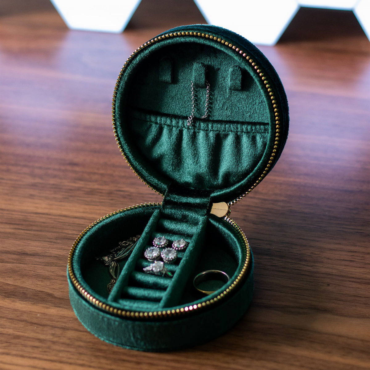 Productafbeelding The Lord of the Rings - De Ene Ring pluche sieradendoos