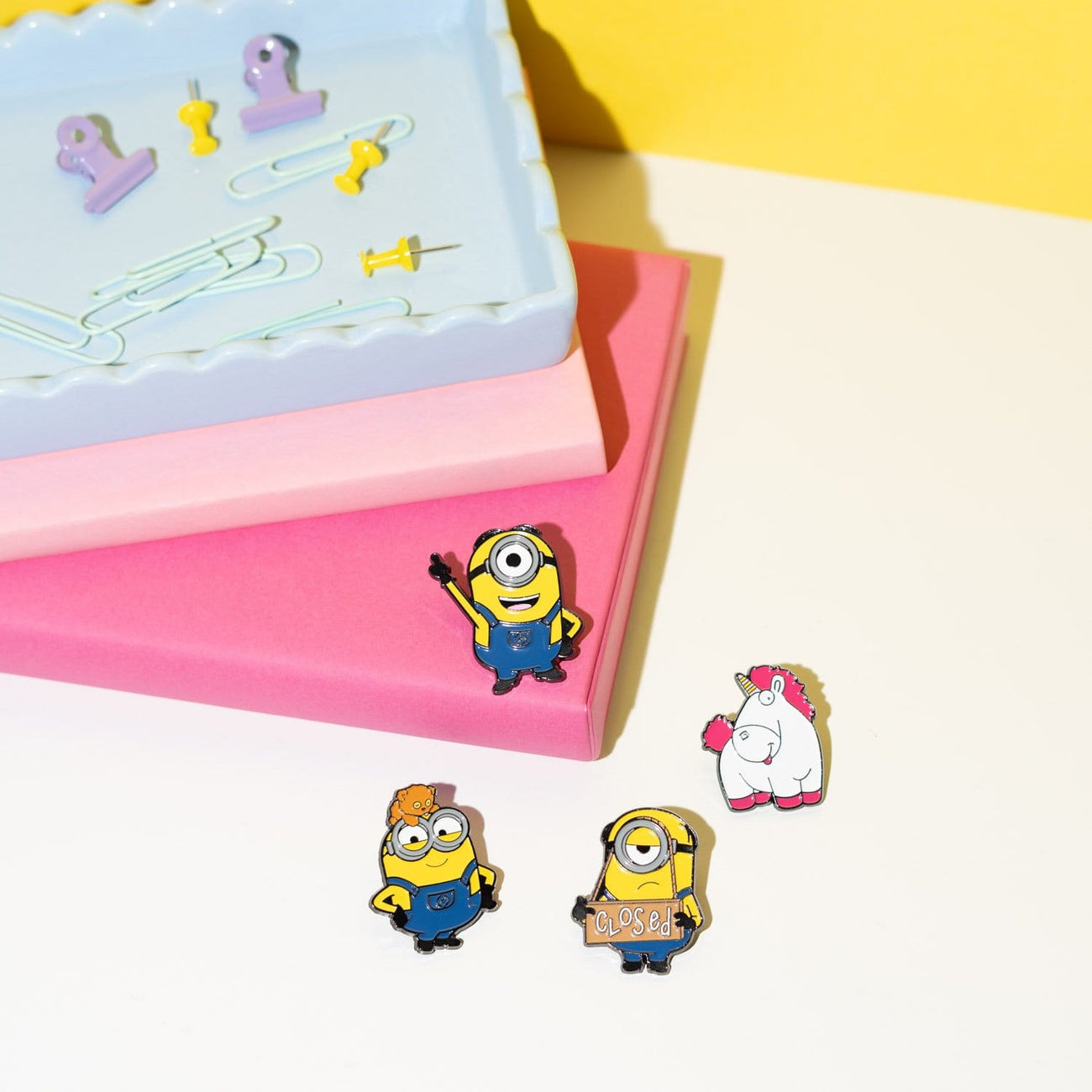 Product image Minions Pin Badge Set of 4