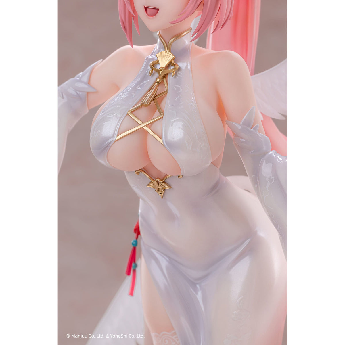 Product image Azur Lane PVC Statue 1/6 Theseus: New Year's White Plumage