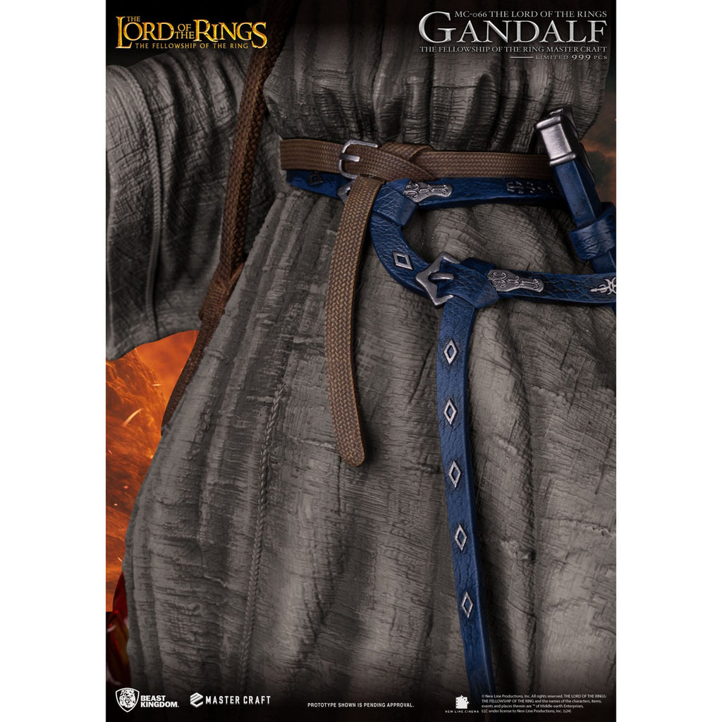 Productafbeelding In de Ban van de Ring Master Craft standbeeld Gandalf 58 cm
