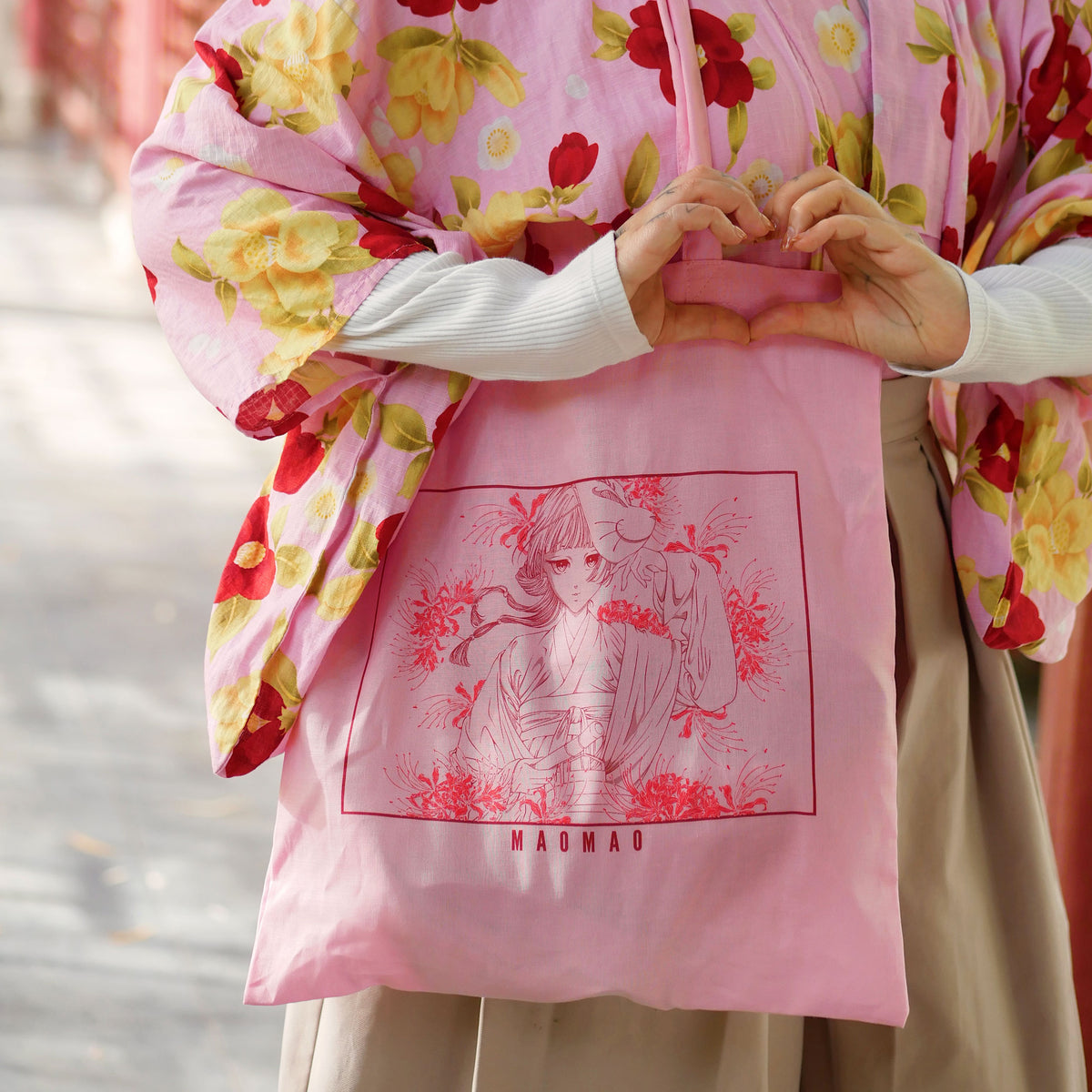 Productafbeelding Maomao Flowers totebag voor The Apothecary Diaries fans